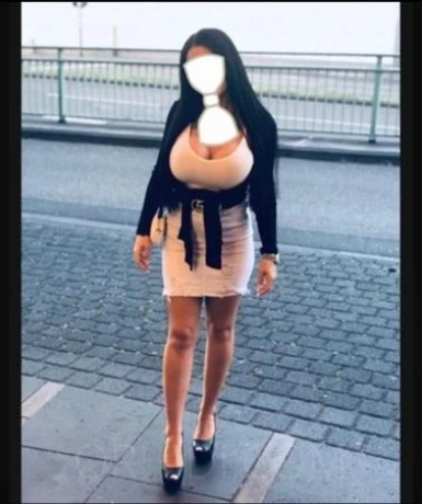 Alina BESUCHBAR & HAUS / HOTELBESUCHE MÖGLICH — 2 / 8