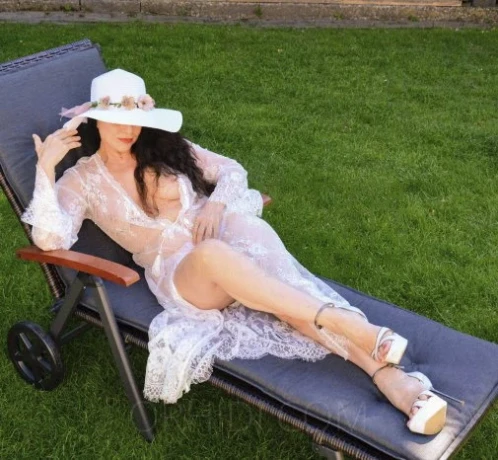 Sonja Garden — 2 / 6