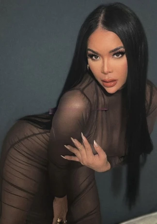 Hailey Love — 7 / 10