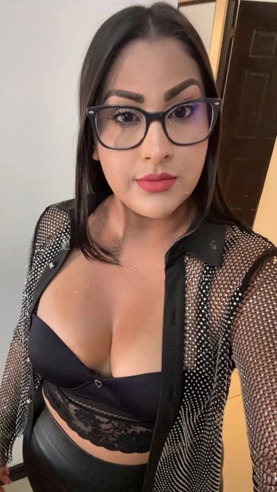 Katy — 3 / 8