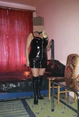 Madam Soňa, Escort, Prague