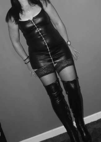 sinsational jess — 1 / 3