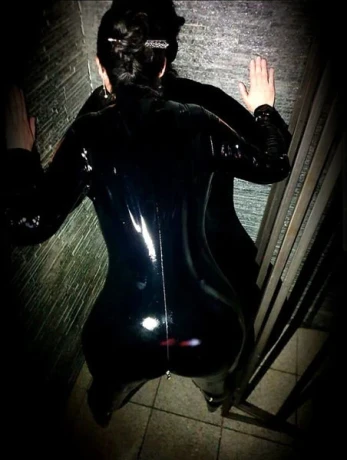 Deutsche Milf Annett Nur Fur Kurze Zeit — 4 / 13