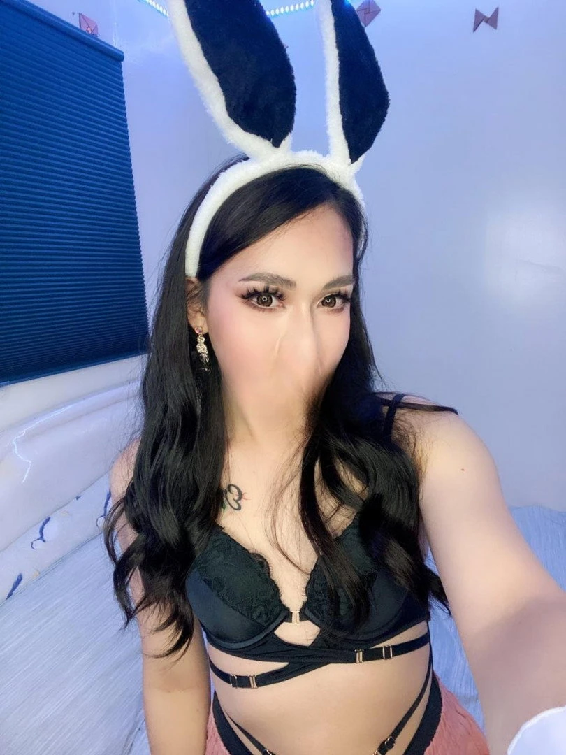 Sweet Kim — 2 / 6