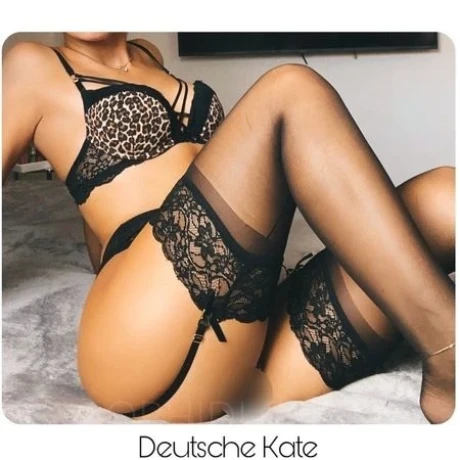 DEUTSCHE KATE — 3 / 5