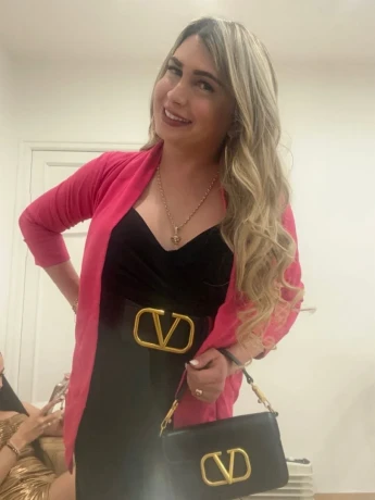 Daliany Giraldo — 8 / 12