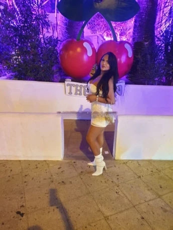 Myrella Ketlem — 6 / 12