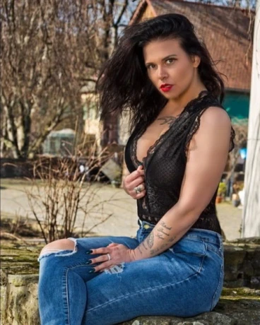 Marie P*rnosterchnen — 2 / 12