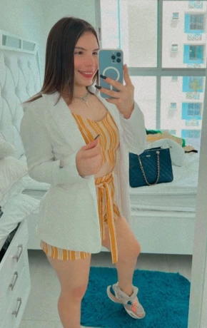 Daniella Camarena — 4 / 12