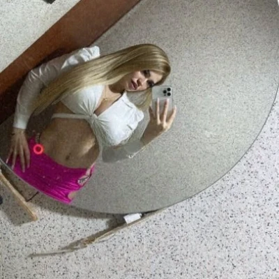 Kendal, Escort, Tirana