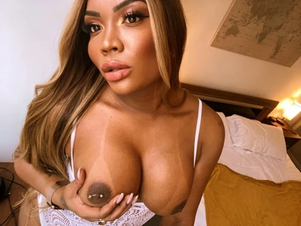 Andressa Keys — 2 / 14