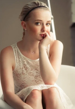 Milena — 7 / 8