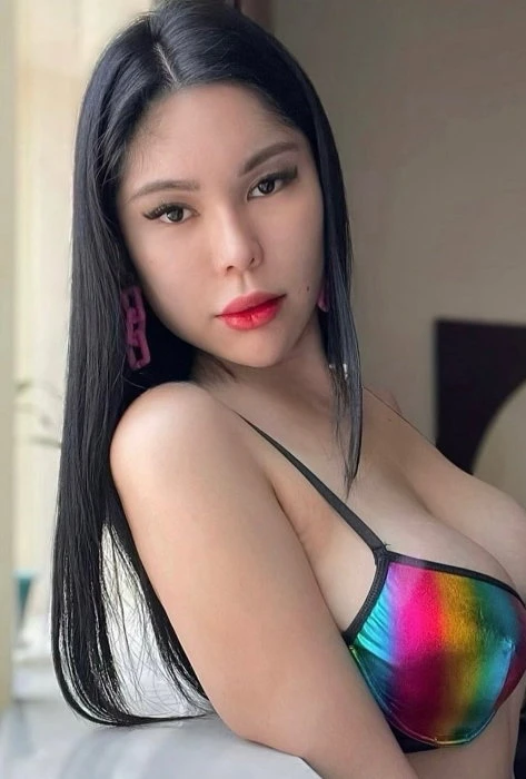 Isabella — 3 / 13