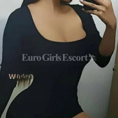 Daniella, Escort, Riffa