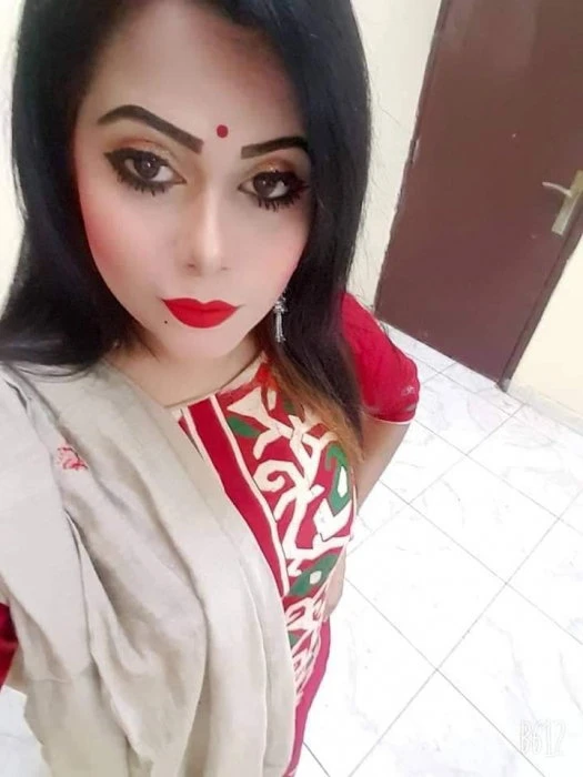Shilpy, Escort, Sharjah