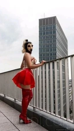 Mistress Anda — 13 / 16