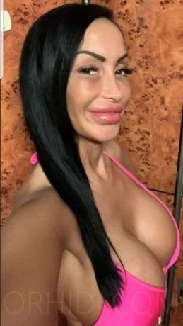 DEUTSCHE MIA — 11 / 12