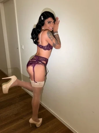 Clohe Party — 3 / 6