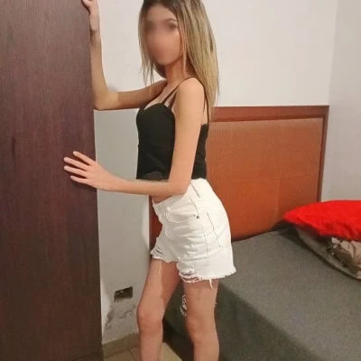 Bana, Escort, Bhamdoun