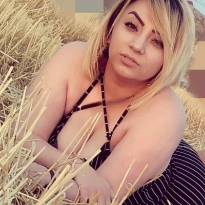 Ece İzmir, Escort, Izmir