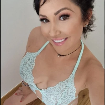 Rusa, Escort, Luxembourg