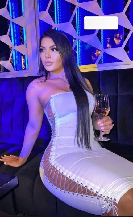 Daiane — 4 / 5