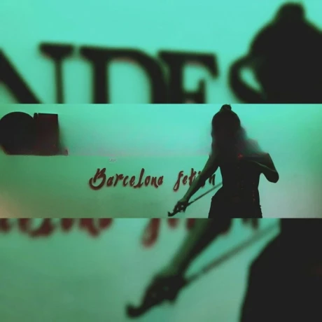 Mistress America — 1 / 3