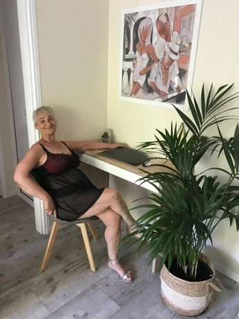 Laurence Fontaine — 1 / 3