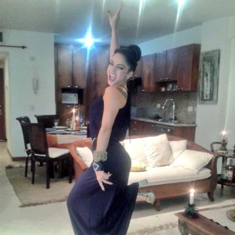 Christelle — 2 / 3