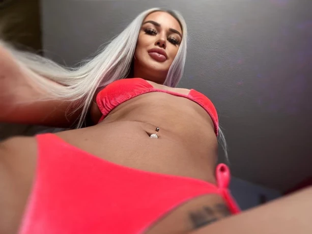 Deutsche Luna Marie — 8 / 14