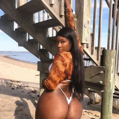 Sweet Vicky, Escort, Accra