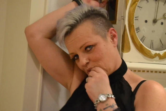 SQU*RT - JOSIE, DEUTSCH — 11 / 13