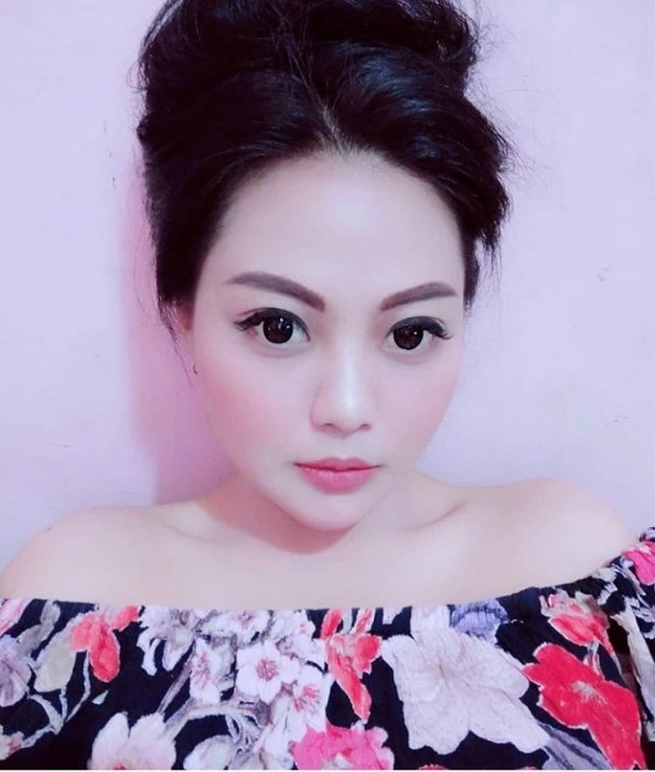 Shelina — 2 / 3