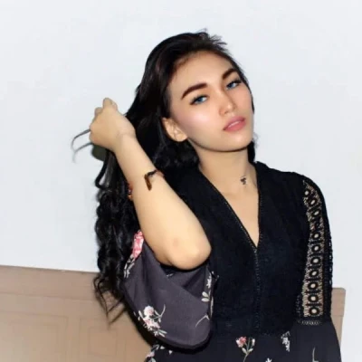 Pariska, Escort, Surabaya