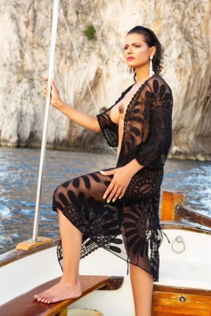 Manuela Cinnamon — 10 / 12