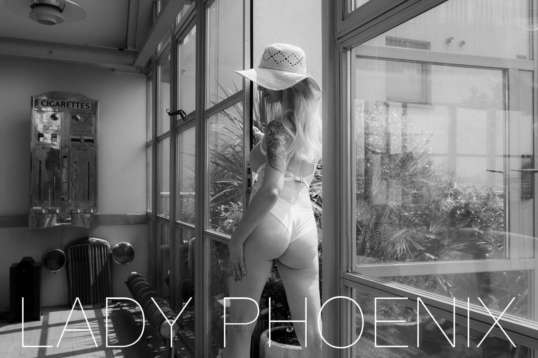 Lady_Phoenix — 8 / 9