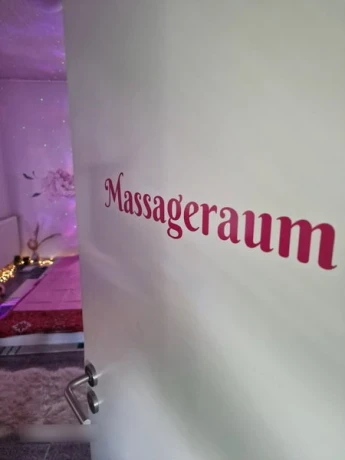 Sofies Erot Massagen Spontane Termine Moglich — 5 / 6