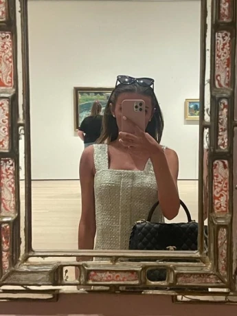 Alicia Devereaux — 4 / 5