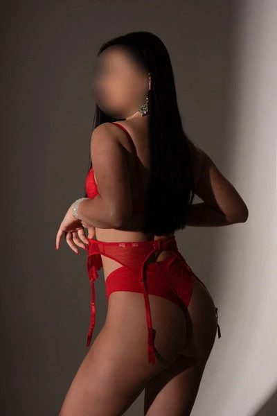 Michelle bei Tantra Deluxe — 4 / 5