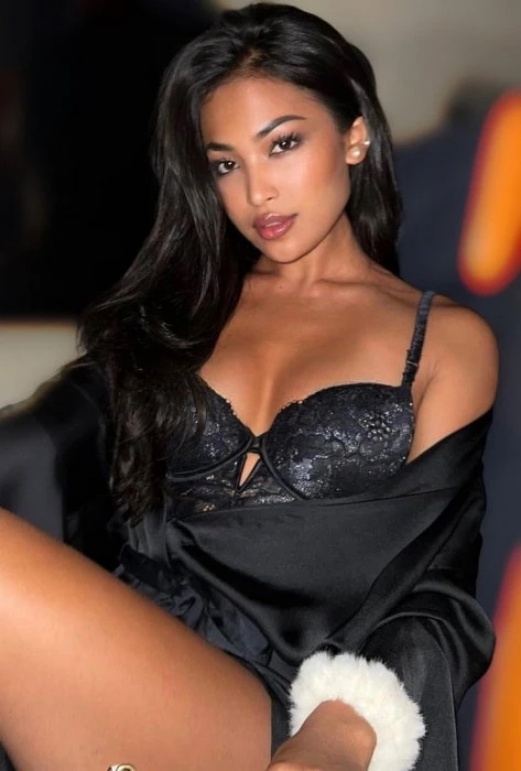 Joy, Escort, Manama