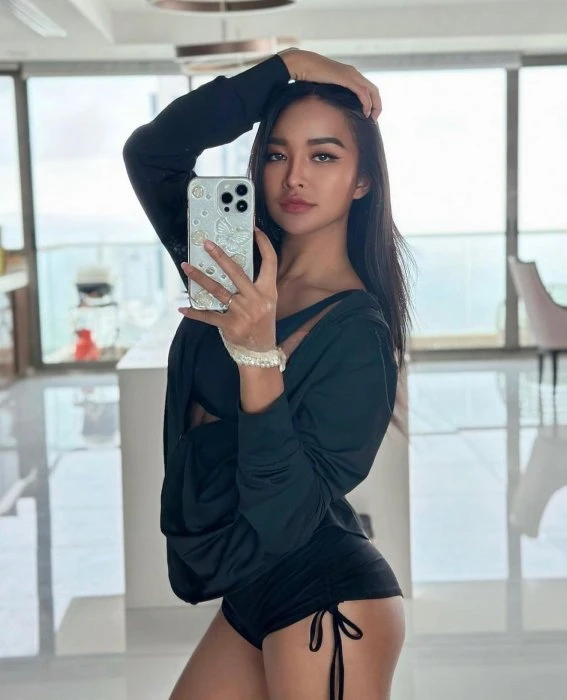 Demmy — 5 / 6