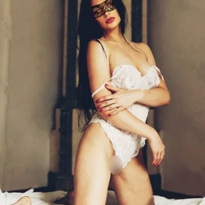 Carmen Wunderbar Brunette, Escort, Mannheim
