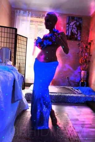 EVELIN MASSAGE — 1 / 3