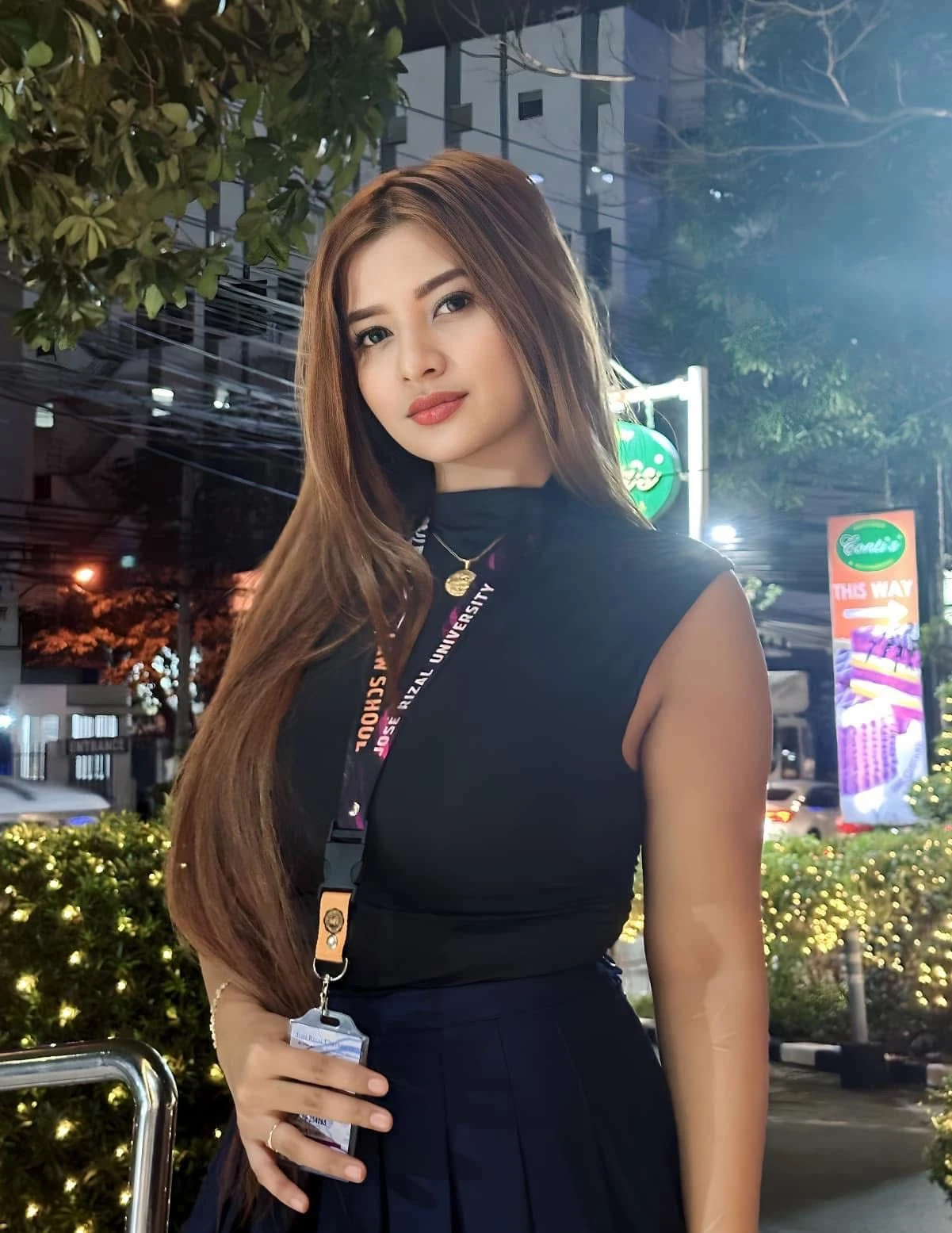 Jackie Filipina — 2 / 3