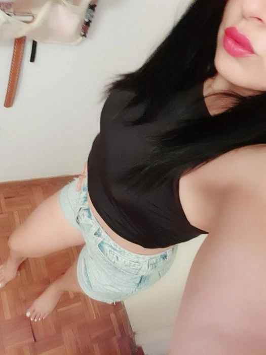 Elli, Escort, Athens