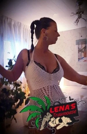 Yvonne Bei Lenas Traumoase — 1 / 6