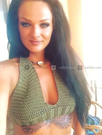 Deutsche Vivienne — 2 / 8