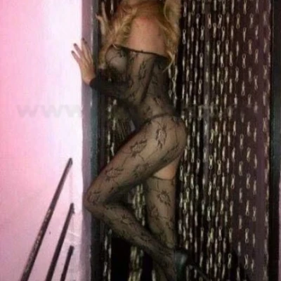 Yenni1, Escort, Dresden