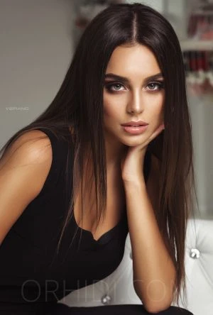 Dasha — 2 / 5