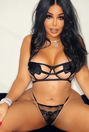 Jessica Monroe — 3 / 7